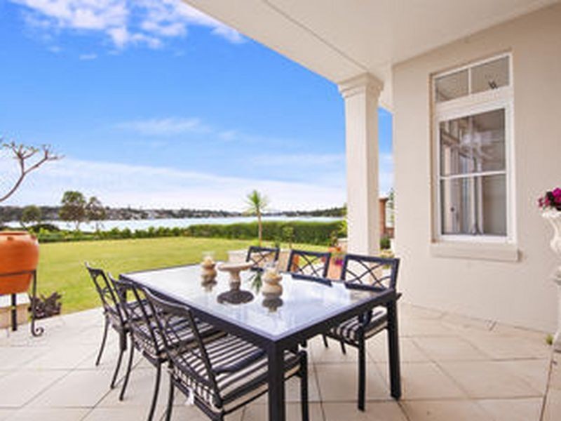 93 Peninsula Drive, Breakfast Point NSW 2137