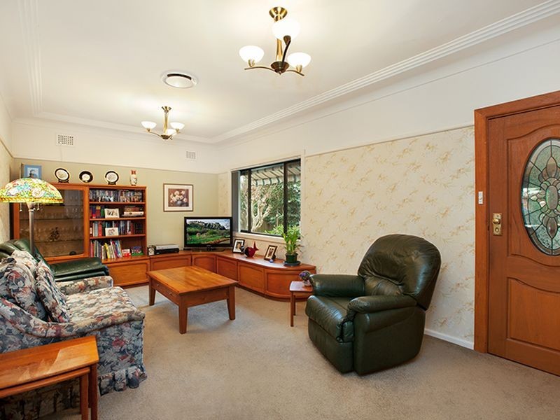 18 Brays Road, Concord NSW 2137