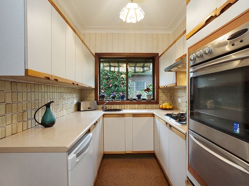 18 Brays Road, Concord NSW 2137