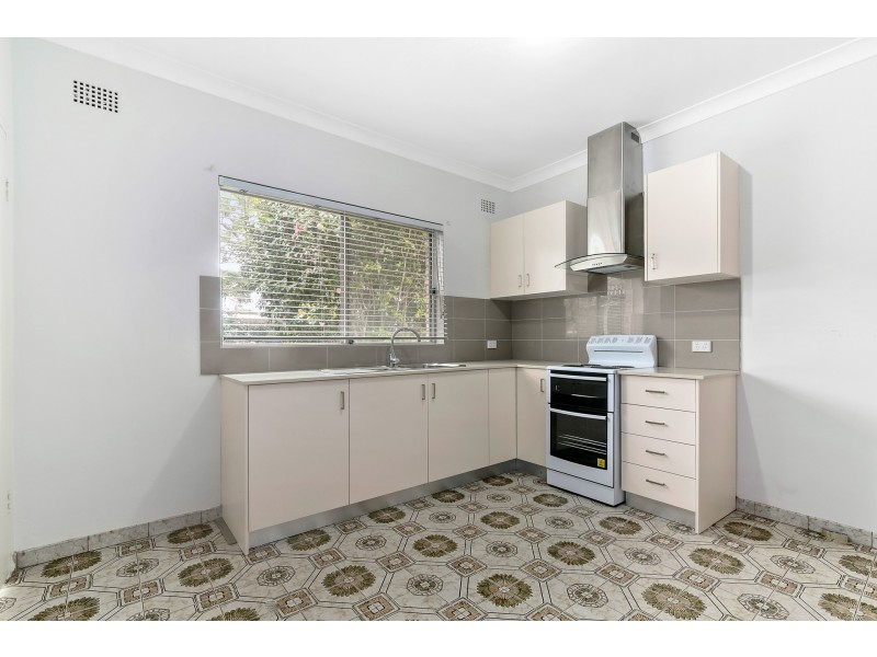 2/18 Tennyson Road, Concord NSW 2137