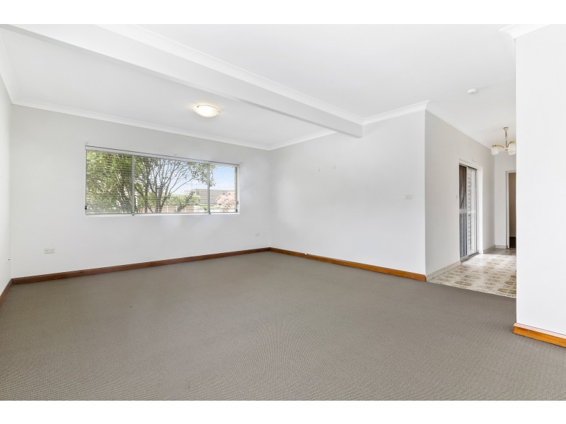 2/18 Tennyson Road, Concord NSW 2137