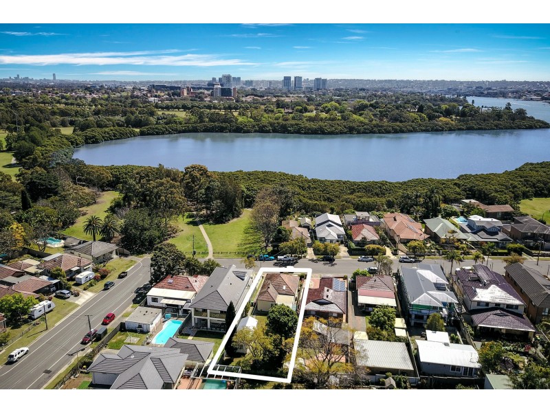 5 Deakin Street, Concord NSW 2137