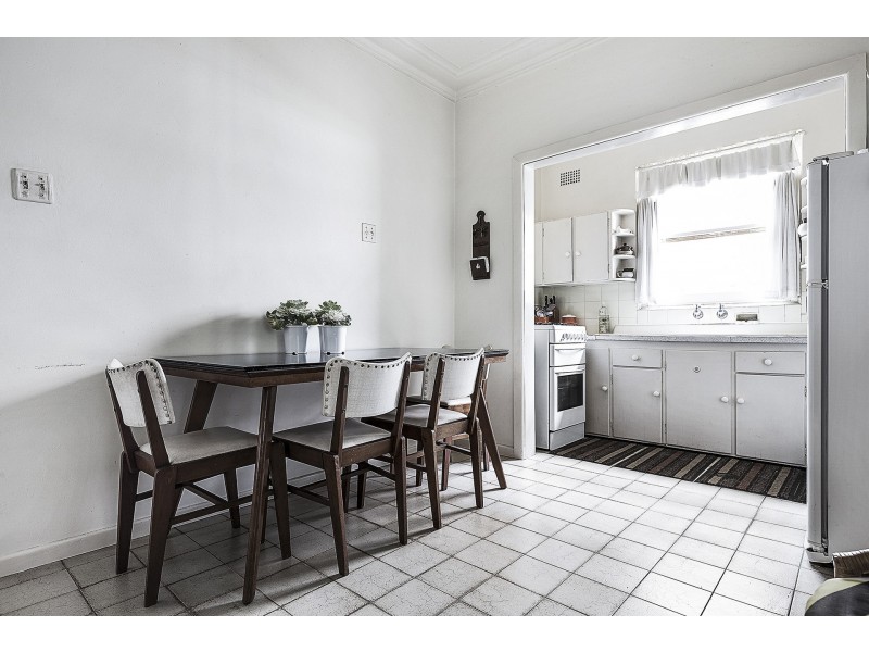 7 Moore Street, Cabarita NSW 2137