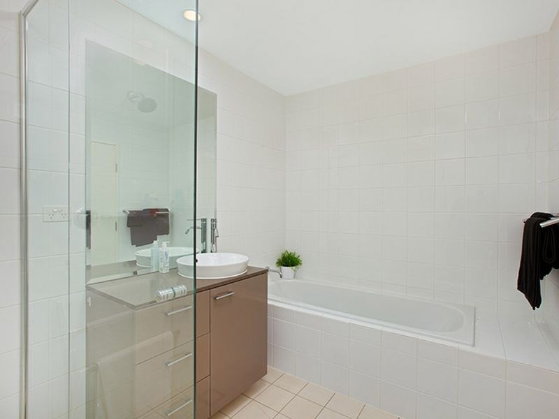 102/10 Peninsula Drive, Breakfast Point NSW 2137