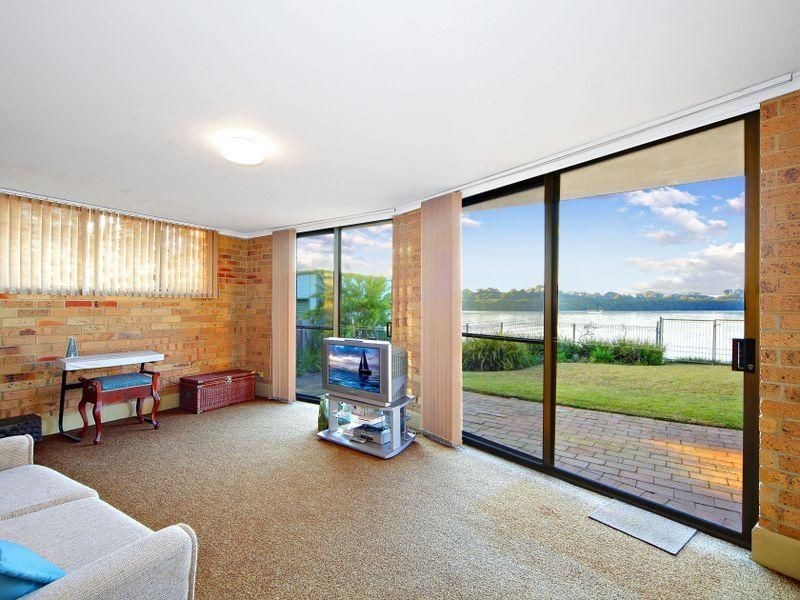 43 Llewellyn Street, Rhodes NSW 2138