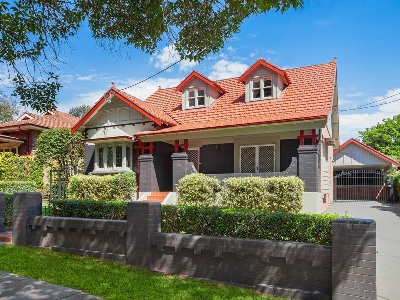 18 Cumming Avenue, Concord West NSW 2138
