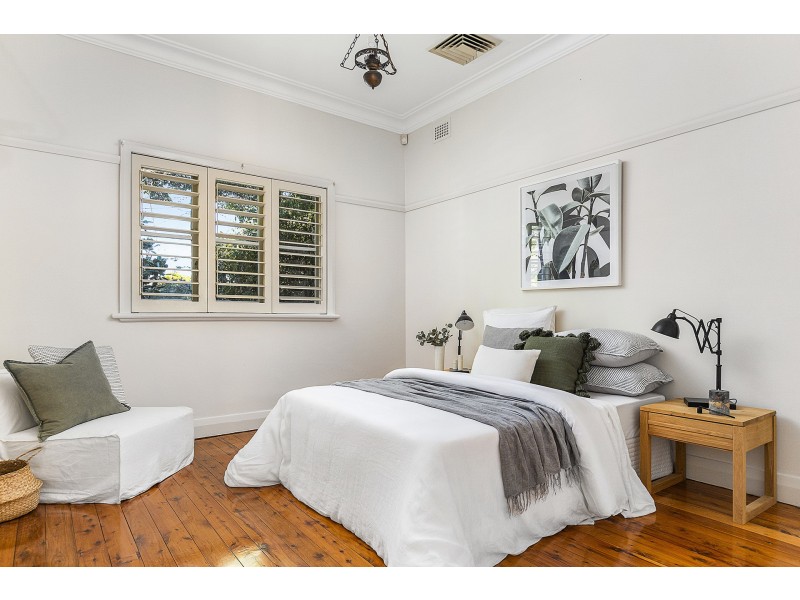 43 Links Avenue, Concord NSW 2137