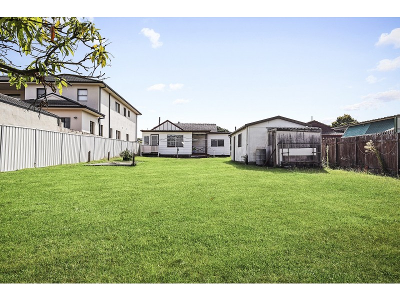 34 Bayview Road, Canada Bay NSW 2046