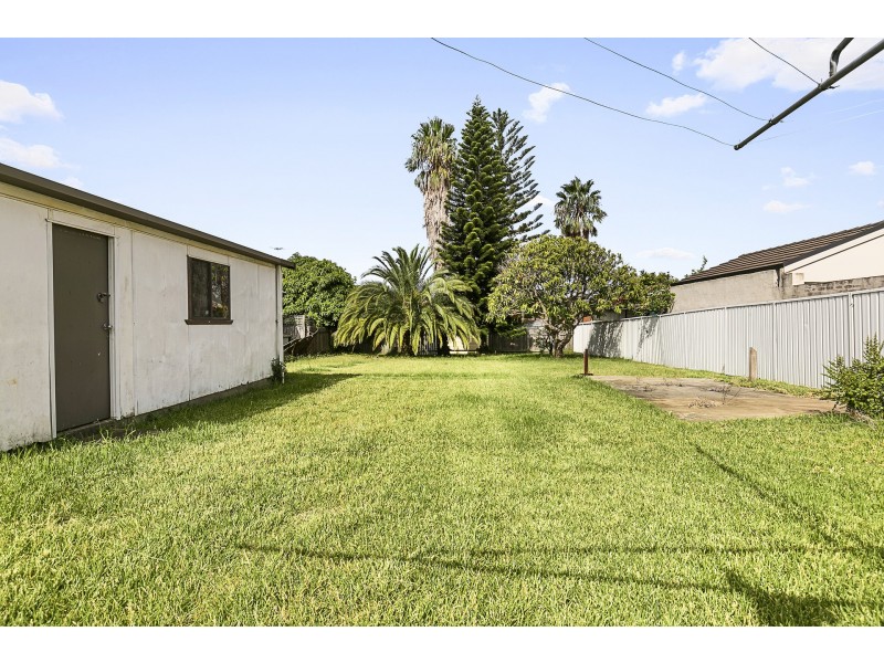 34 Bayview Road, Canada Bay NSW 2046