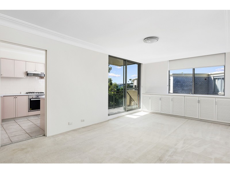 8/8 Bortfield Drive, Chiswick NSW 2046