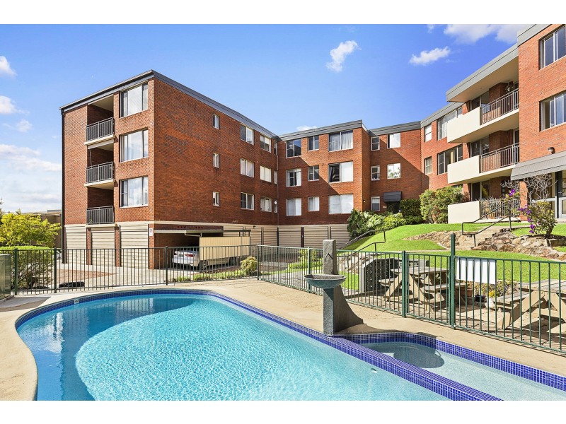 8/8 Bortfield Drive, Chiswick NSW 2046