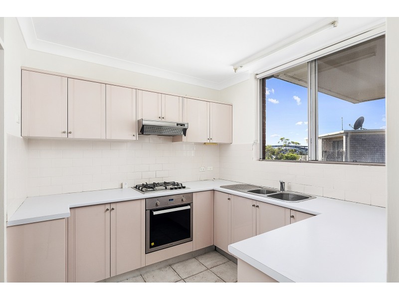 8/8 Bortfield Drive, Chiswick NSW 2046