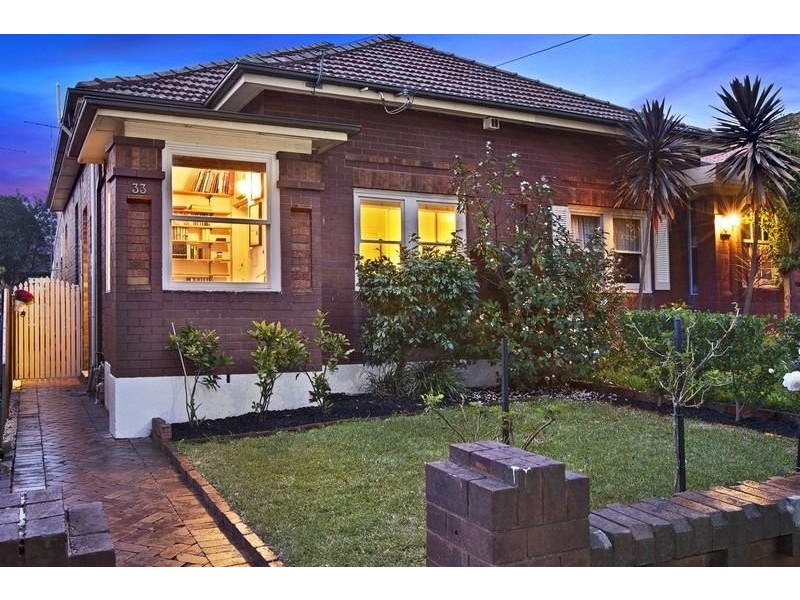 33 Nelson Road, North Strathfield NSW 2137