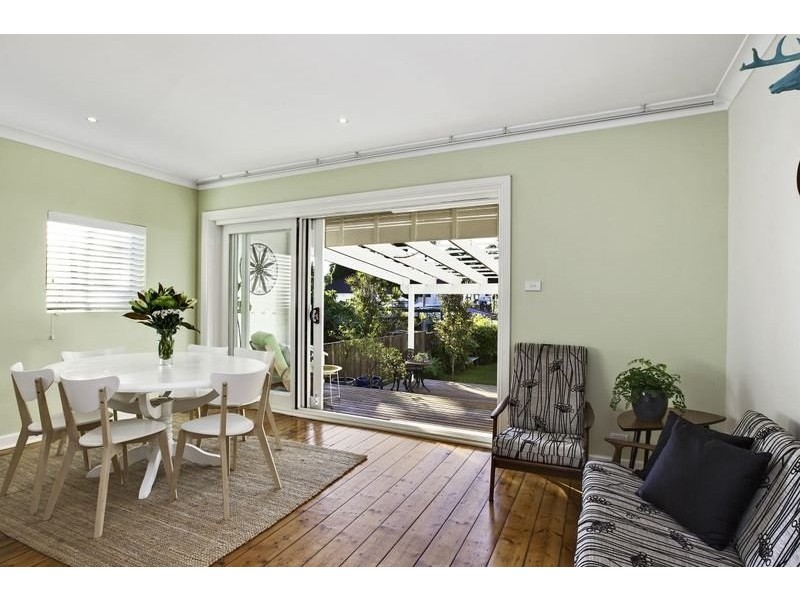 33 Nelson Road, North Strathfield NSW 2137