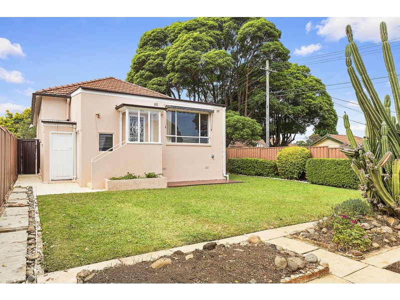 2 William Street, Concord NSW 2137