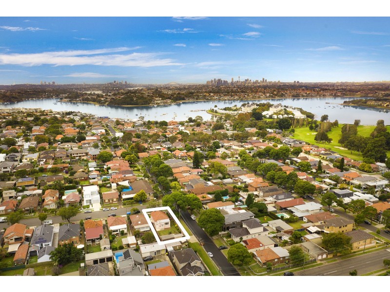 2 William Street, Concord NSW 2137