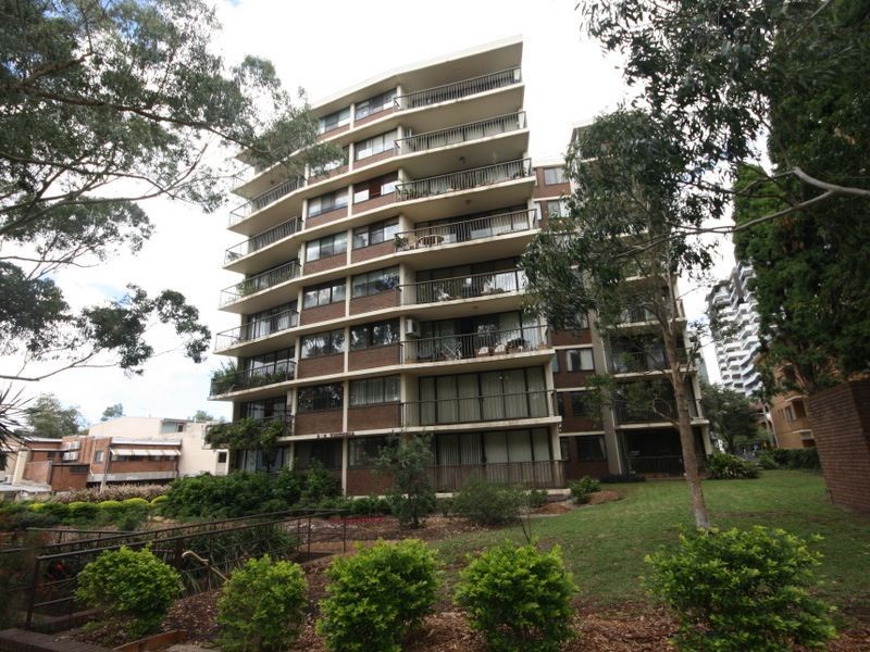 2/2-8 Park Avenue, Burwood NSW 2134