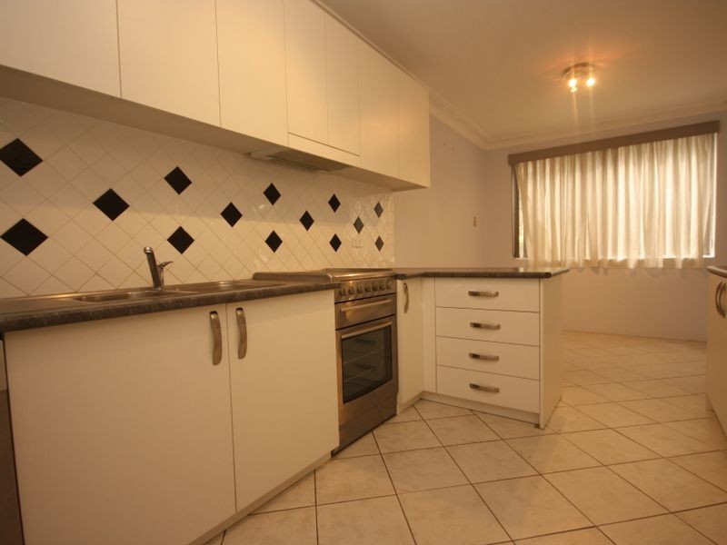 2/30 Llewellyn Street, Concord West NSW 2138