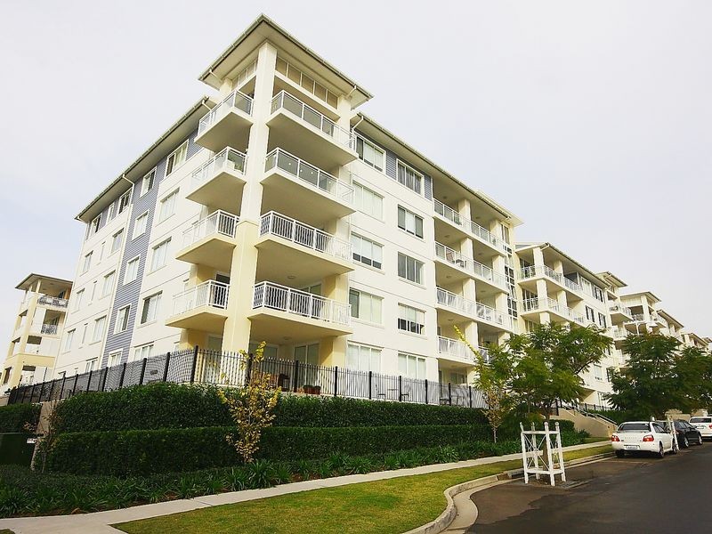 505/2 Rosewater Circuit, Breakfast Point NSW 2137