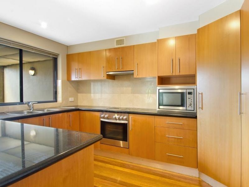 6/25 Blaxland Road, Rhodes NSW 2138