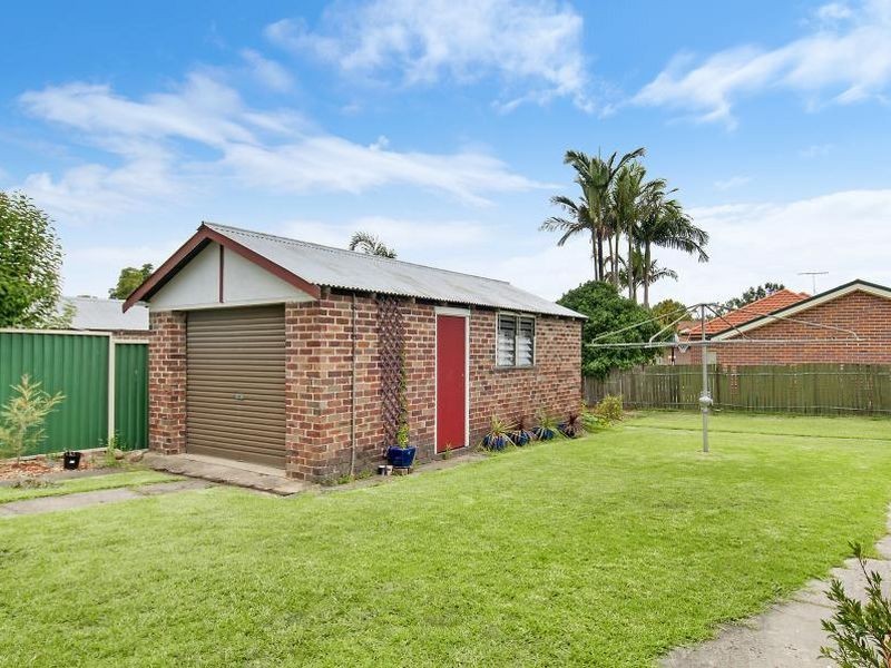 22 Albion Street, Concord NSW 2137