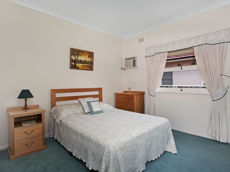 1 Pamela Place, Concord NSW 2137