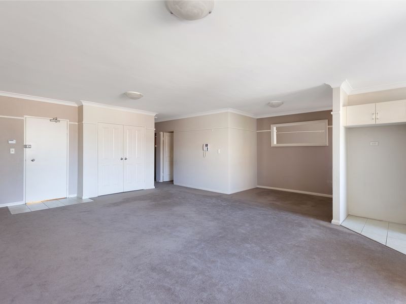 2/23-27 Amy Street, Regents Park NSW 2143