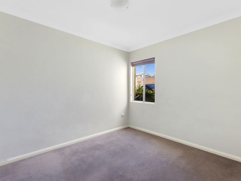 2/23-27 Amy Street, Regents Park NSW 2143