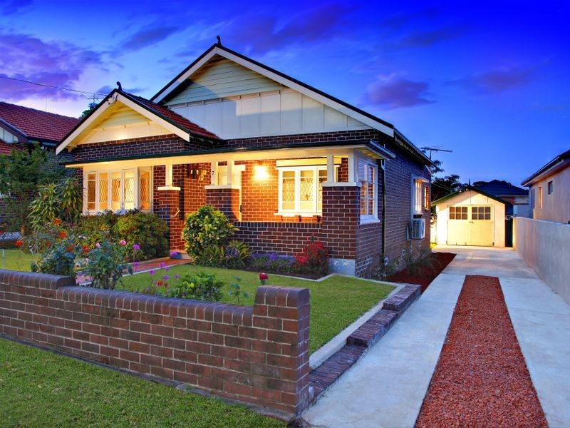 7 Clermont Avenue, Concord NSW 2137
