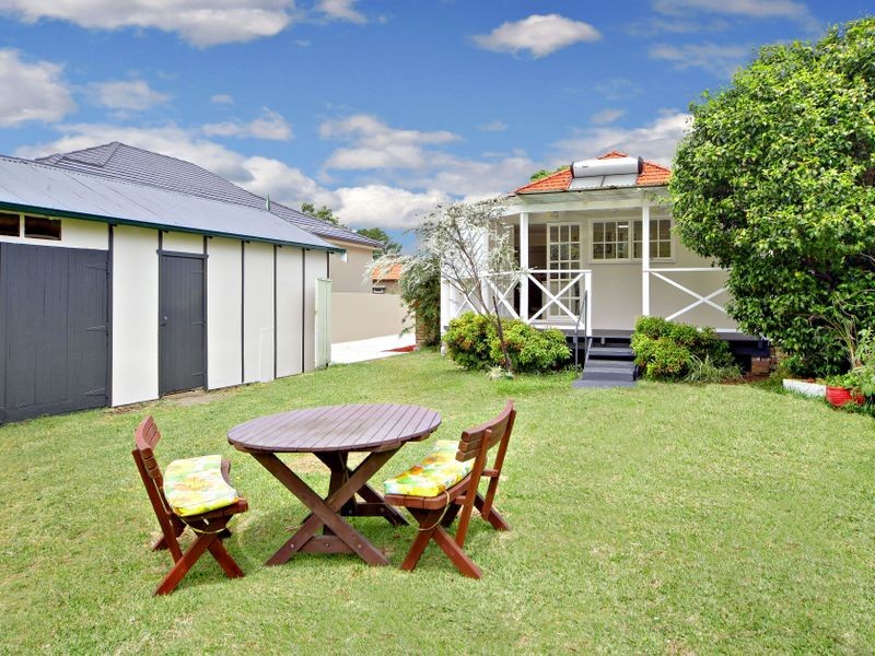 7 Clermont Avenue, Concord NSW 2137