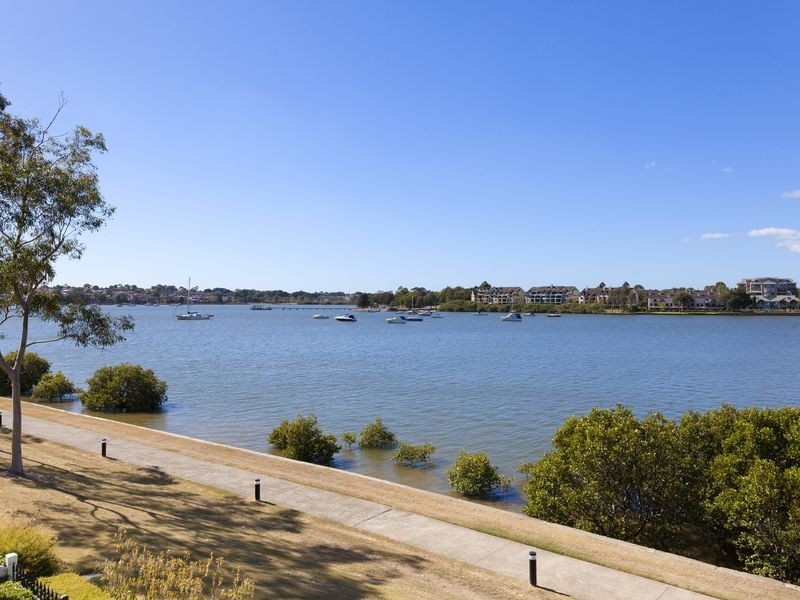 10 Jacaranda Drive, Cabarita NSW 2137