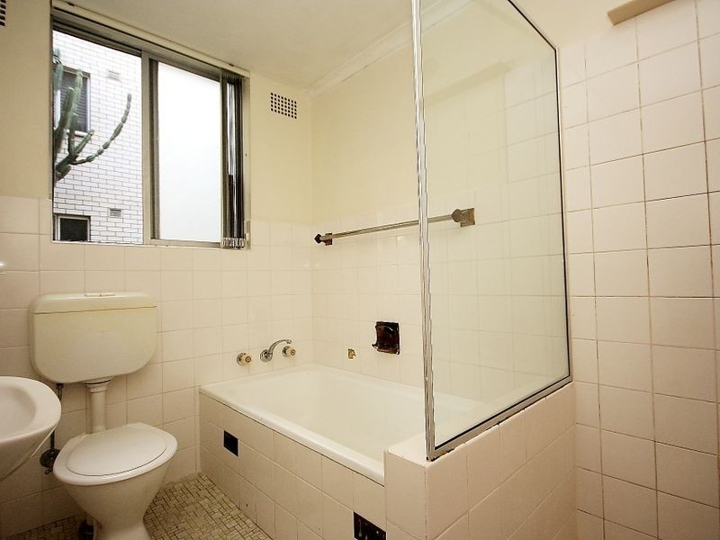 6/2 Evelyn Avenue, Concord NSW 2137