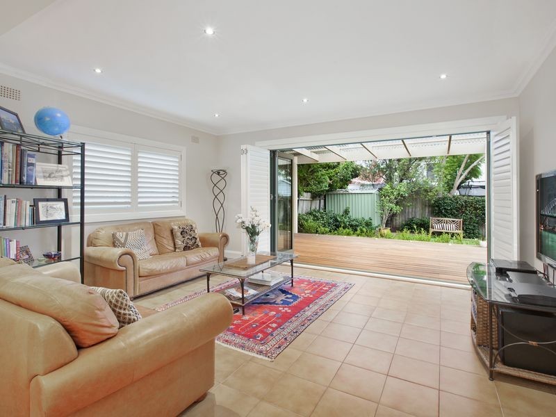 32 Tait Street, Russell Lea NSW 2046