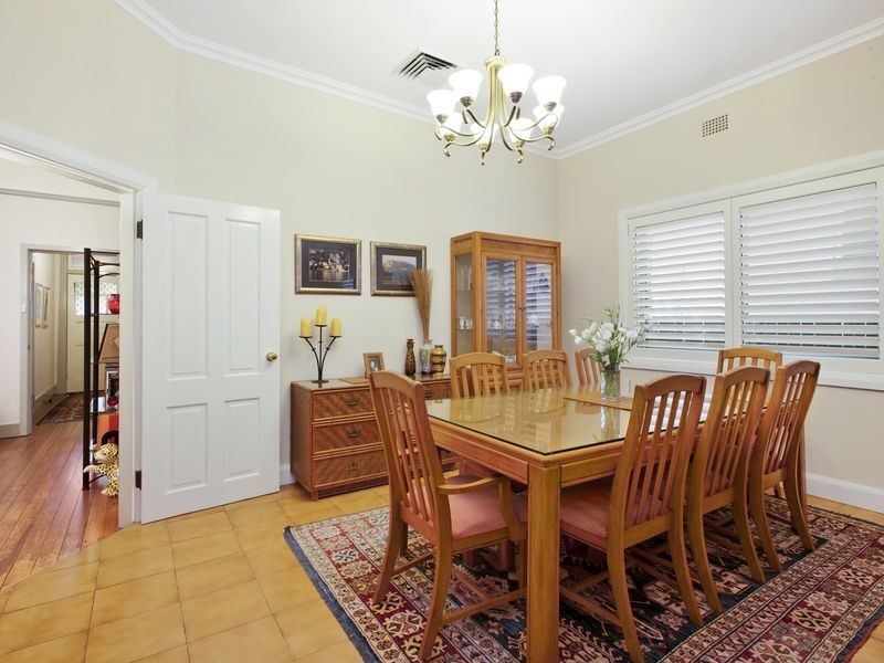 32 Tait Street, Russell Lea NSW 2046