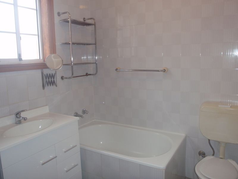 10d Moore Street, Cabarita NSW 2137