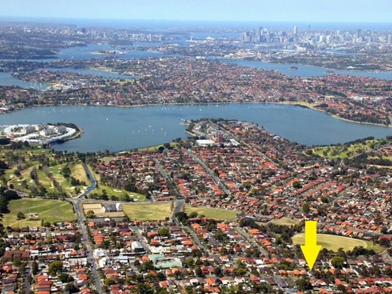 15 Cormiston Avenue, Concord NSW 2137