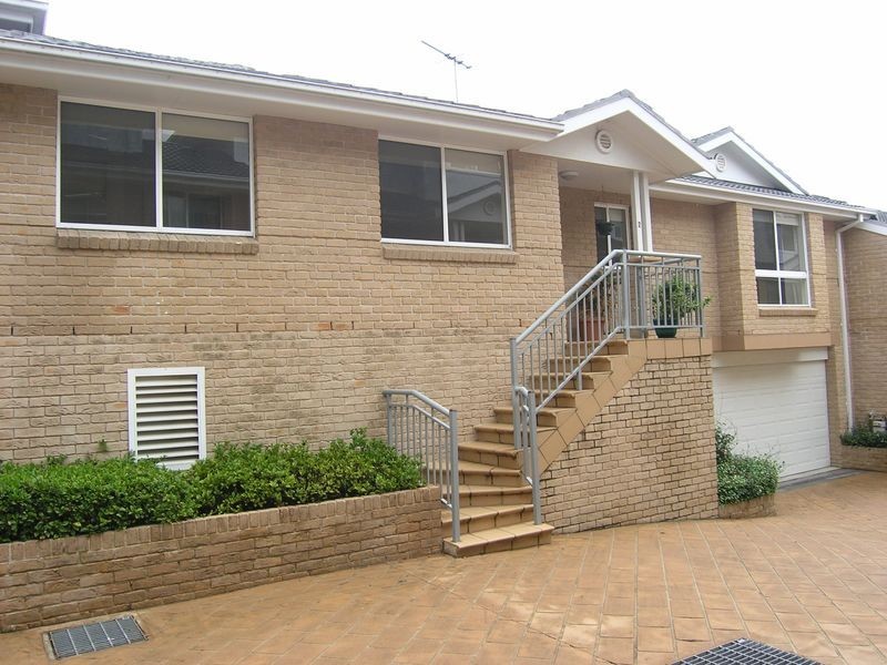 2/61 Chelsea Avenue, Baulkham Hills NSW 2153