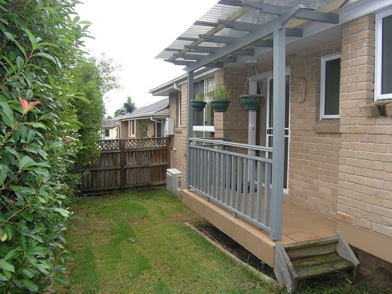 2/61 Chelsea Avenue, Baulkham Hills NSW 2153