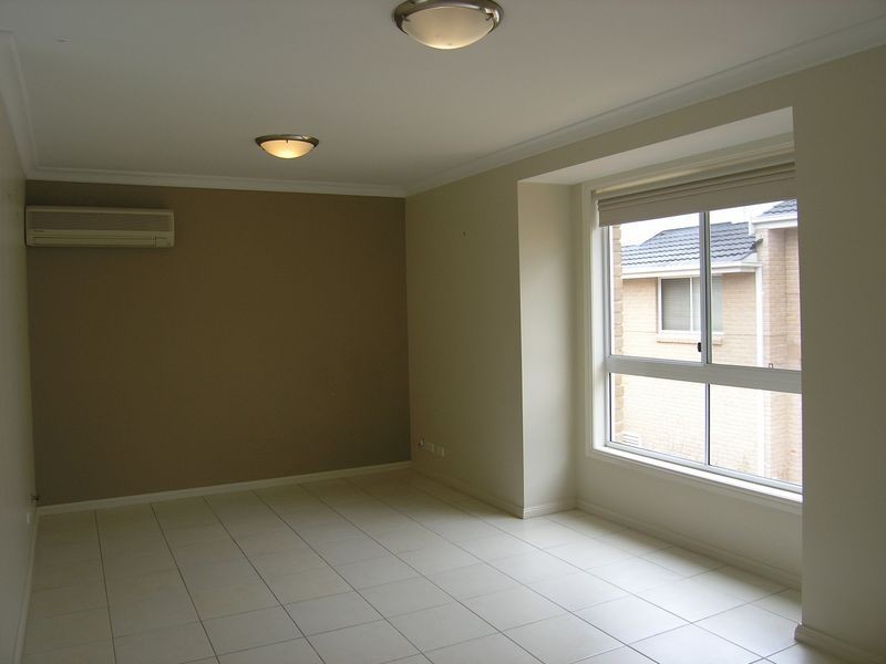 2/61 Chelsea Avenue, Baulkham Hills NSW 2153