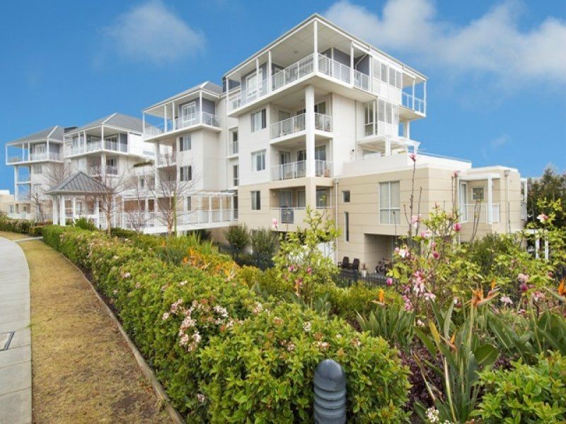 210/18 Village Drive, Breakfast Point NSW 2137