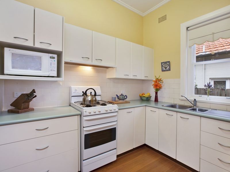 37 Kingston Avenue, Concord NSW 2137