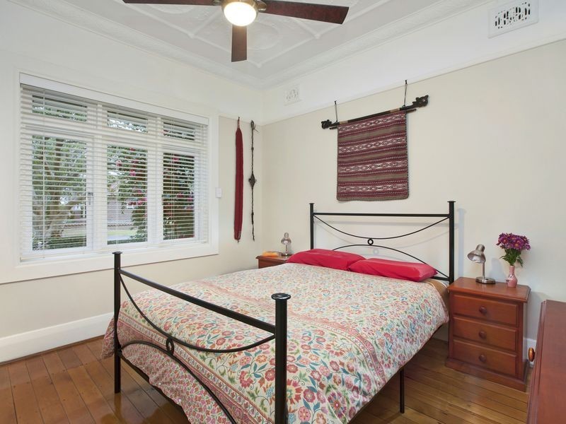 37 Kingston Avenue, Concord NSW 2137