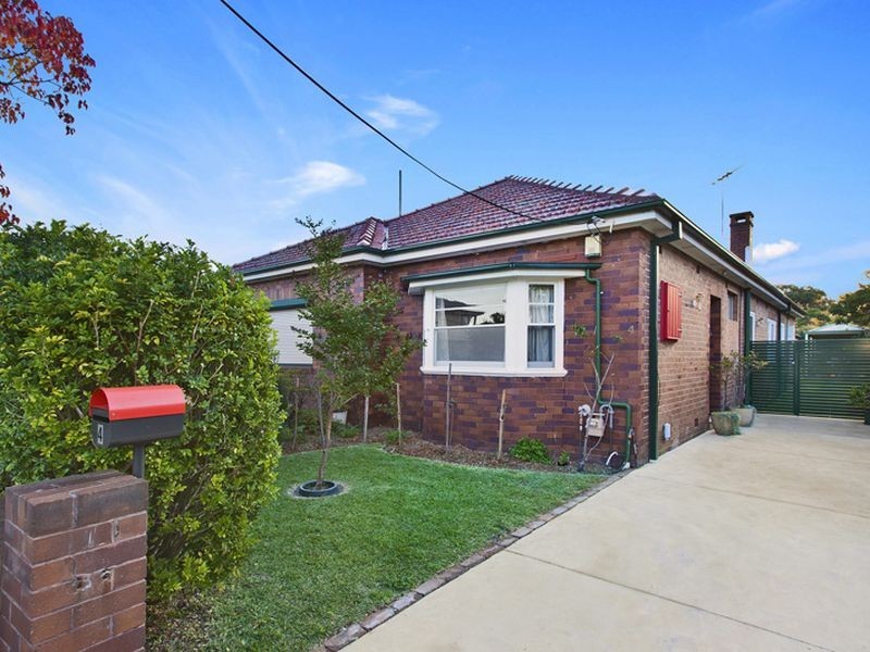 4 David Street, Concord NSW 2137