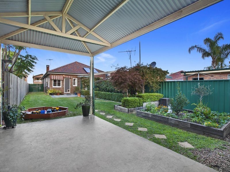 4 David Street, Concord NSW 2137