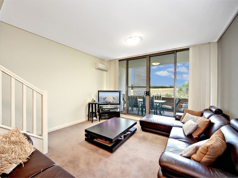 305/19 Hill Road, Wentworth Point NSW 2127
