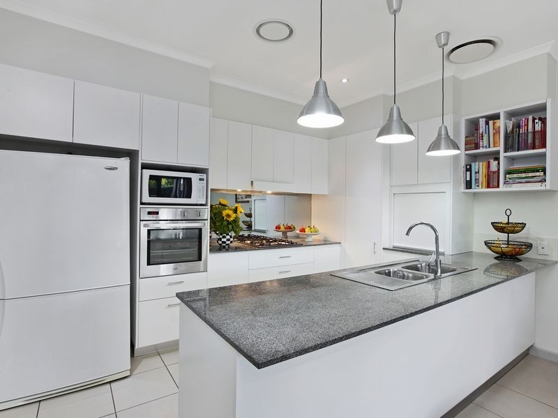 13 Thompson Avenue, Newington NSW 2127