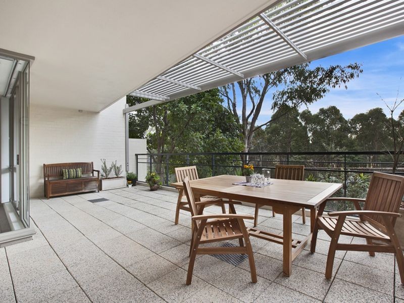 2/9 Blaxland Avenue, Newington NSW 2127