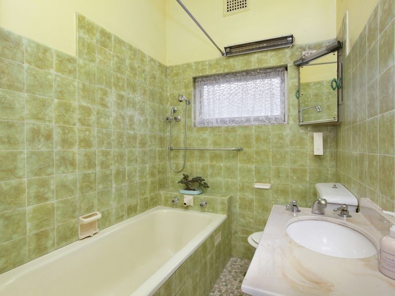 64 Ismay Avenue, Homebush NSW 2140