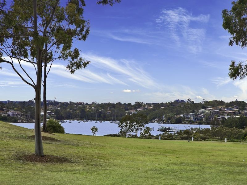 13/18 Admiralty Drive, Breakfast Point NSW 2137