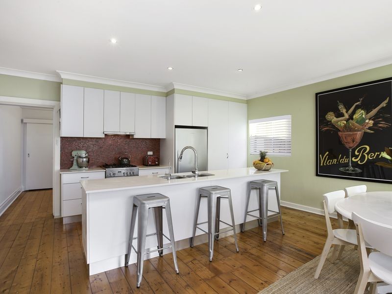 33 Nelson Road, North Strathfield NSW 2137